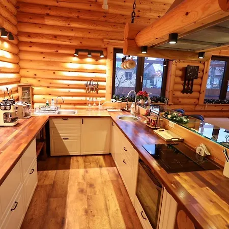 Greenwood Roenkhaz Apartment Gardony